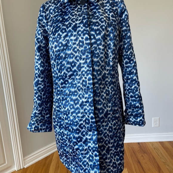 Dennis by Dennis Basso blue and leopard cheetah reversible dress coat size S - Picture 12 of 16